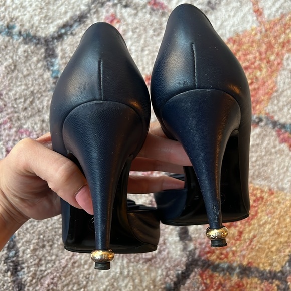 CHANEL Camellia D’Orsay Navy Leather Pumps - 36 - Picture 10 of 15